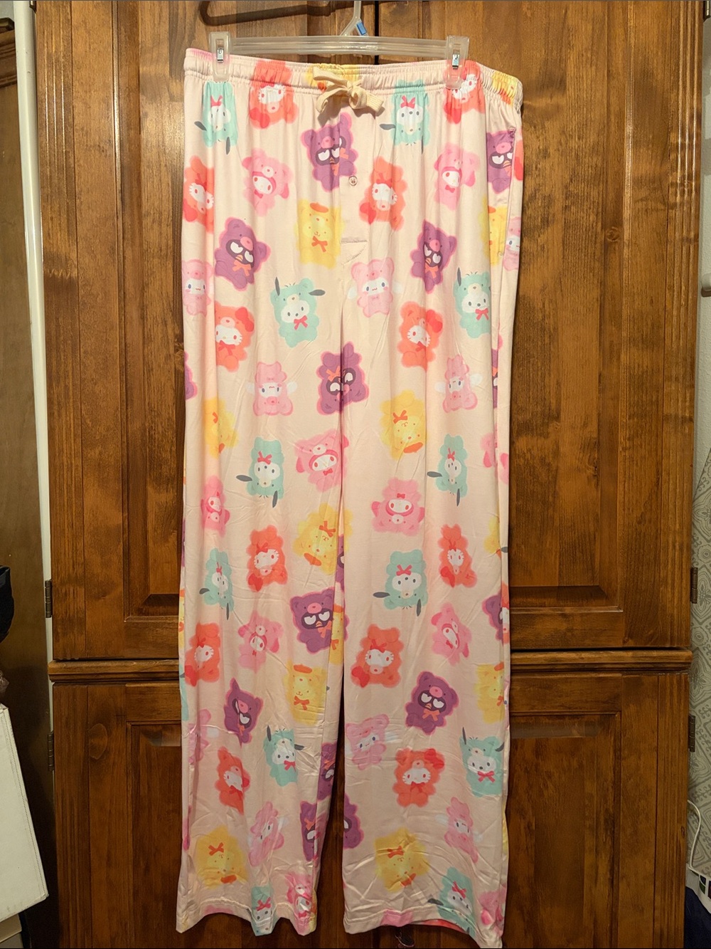 Sanrio Light Pink Character Print Women’s Pajama Pants 2X